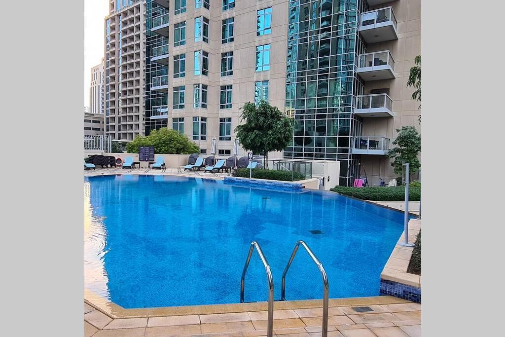 First Class 2Br With Full Burj Khalifa And Fountain View Дубай Экстерьер фото